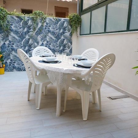 Villa Infinito Mare - Fronte Mare Stazzo Acireale Esterno foto