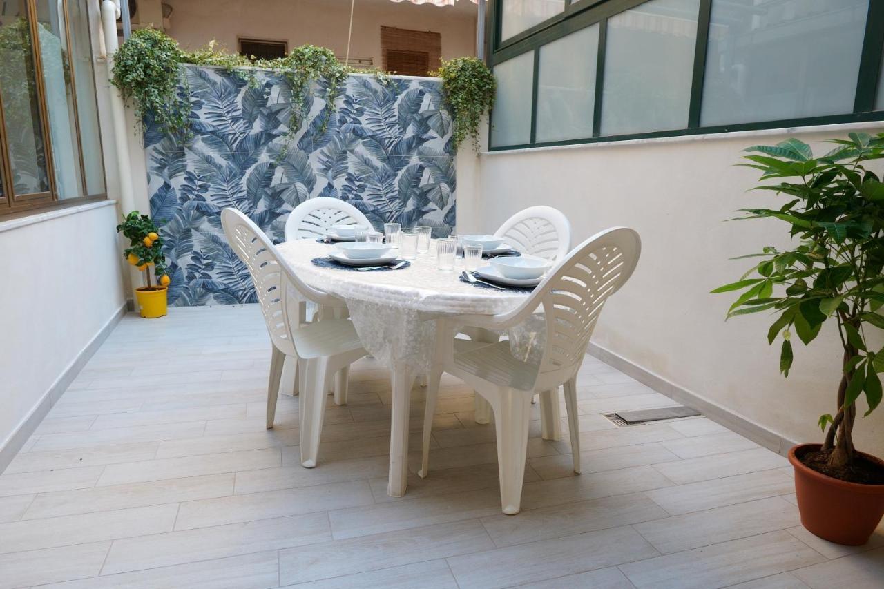 Villa Infinito Mare - Fronte Mare Stazzo Acireale Esterno foto