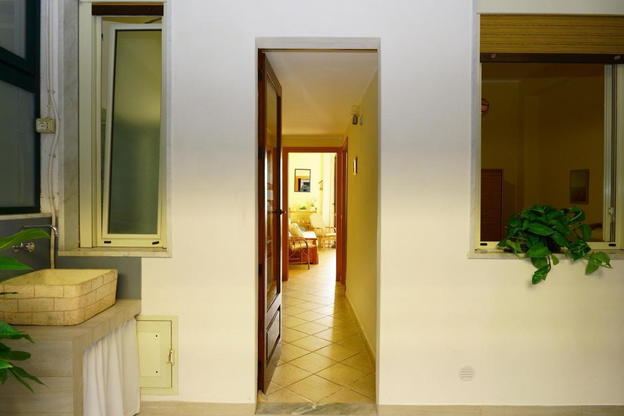 Villa Infinito Mare - Fronte Mare Stazzo Acireale Esterno foto